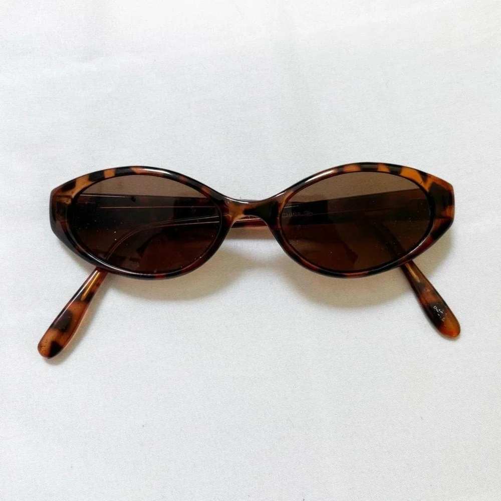 Brown Amber Tortoiseshell Slim Oval Sunglasses Vintage Y2K